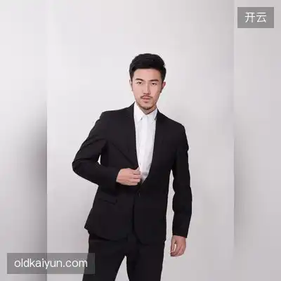 贺蕊凝
